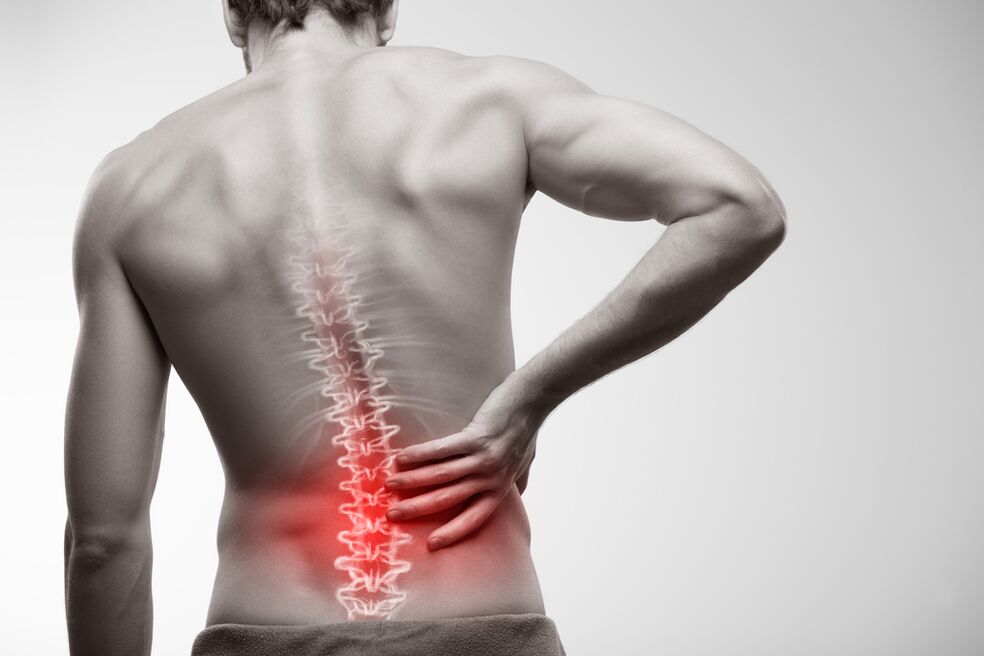 Douleur douloureuse dans le sacrum - un signe de prostatite chronique